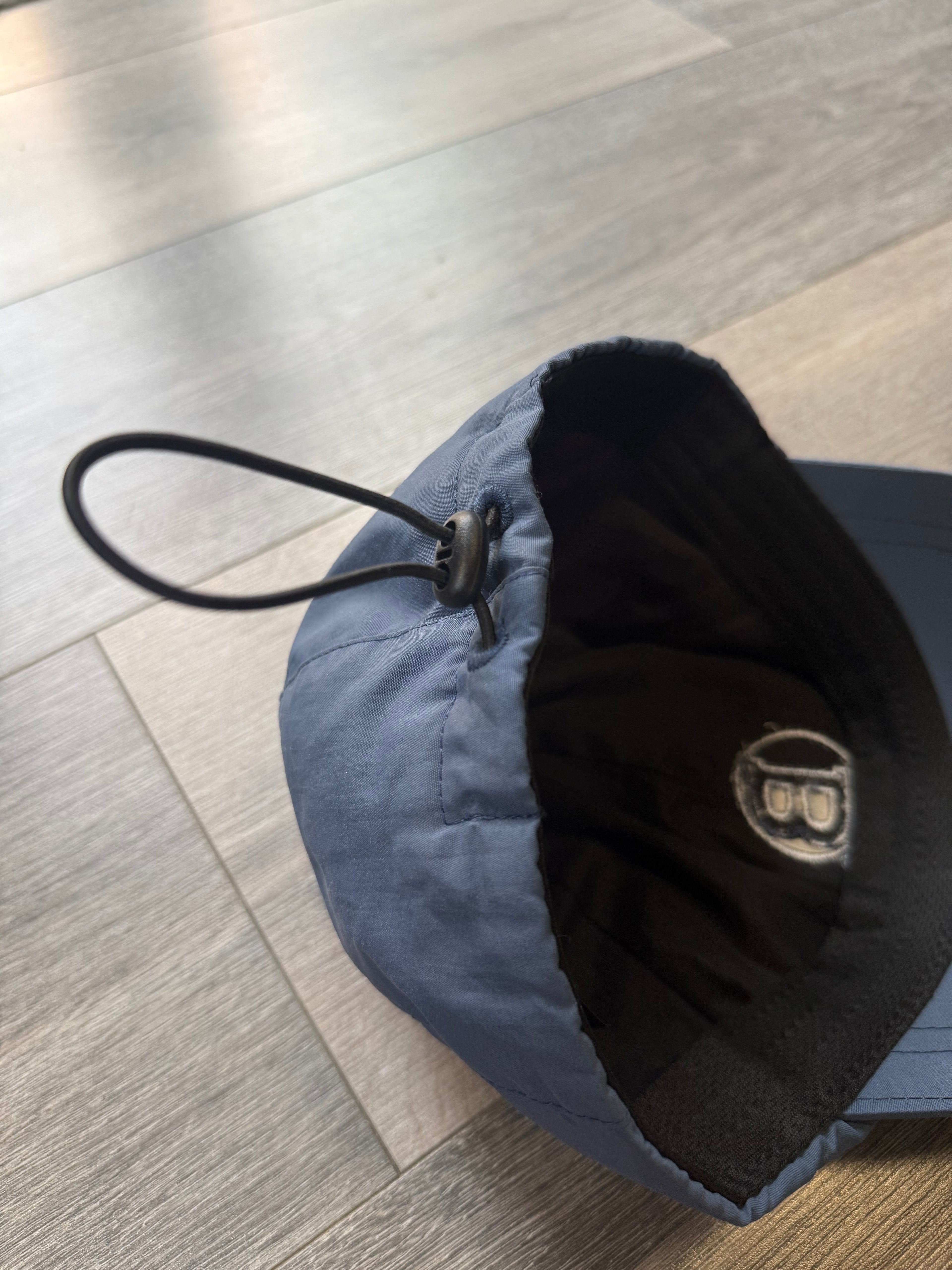 Barne Emblem Nylon Cap